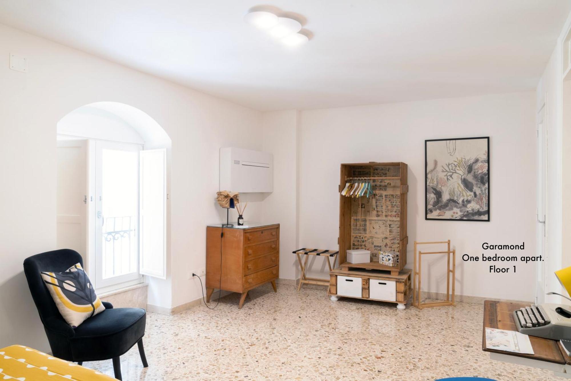 Appartamenti Di Casa Verbavolant Syracuse Exterior photo
